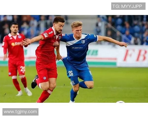 英冠激战布莱克迎战雷丁双方争夺关键三分全力以赴 英冠激战布莱克迎战雷丁双方争夺关键三分全力以赴
