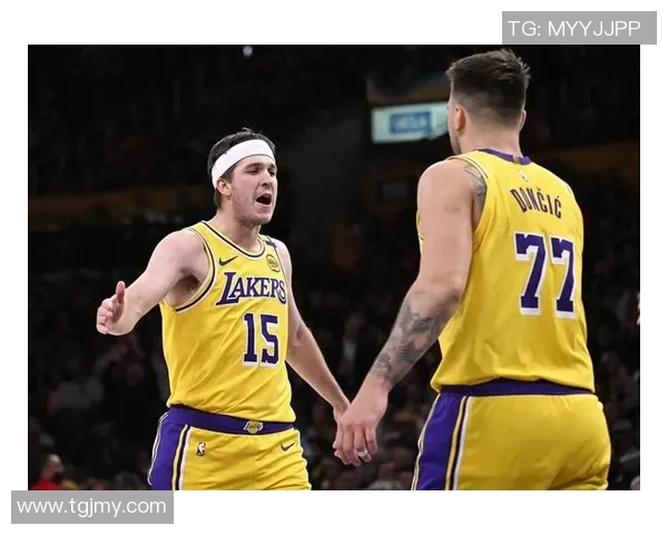 湖人对战鹈鹕精彩直播在线全程回放与赛后分析尽在这里