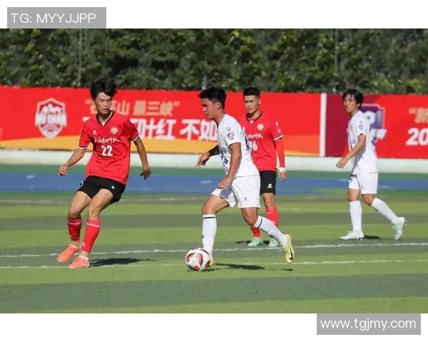 四月十七日精彩足球比赛直播全程回顾与精彩瞬间分享