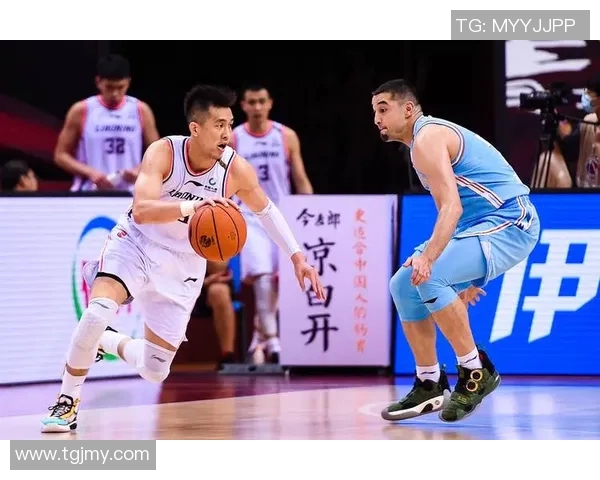 西热力江的篮球之路与民族团结的深厚情感交织探讨 西热力江的篮球之路与民族团结的深厚情感交织探讨